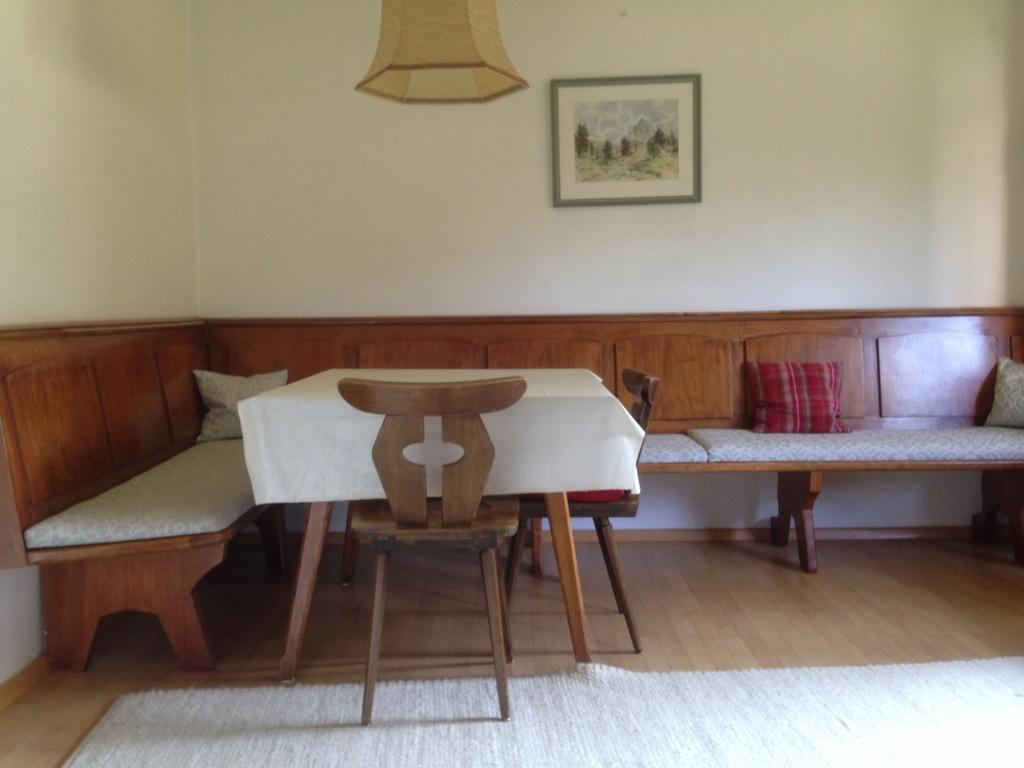 Haus Riedl Apartment Seefeld in Tirol Phòng bức ảnh